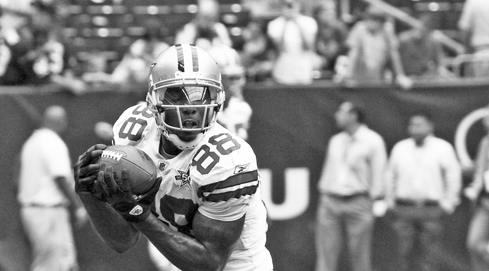 Dallas Cowboys wide receiver Dez Bryant runs the ball. With his offensive skills, he has proven to be an asset to the Cowboys. | Courtesy of Wikimedia Commons/AJ Guel