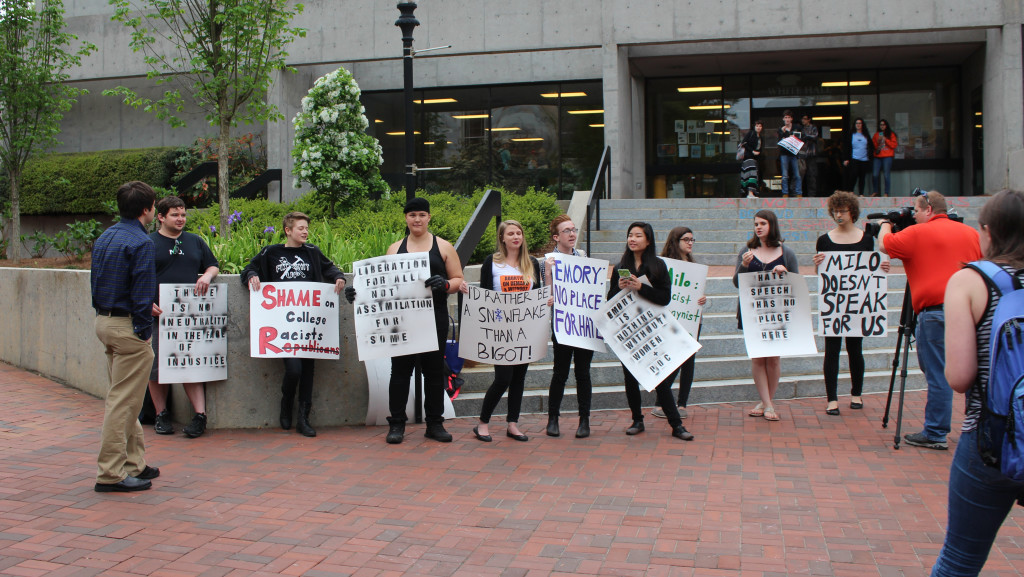 Protesters outside White Hall before the talk began. / Julia Munslow, Executive Editor