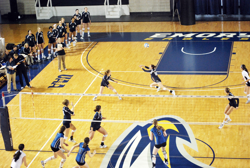 Ranked Eagles Volleyball Sweep Opening Weekend