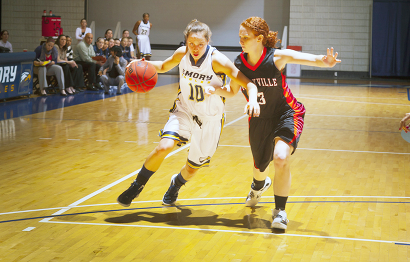 Women’s Basketball Wins Twice, Remain Undefeated