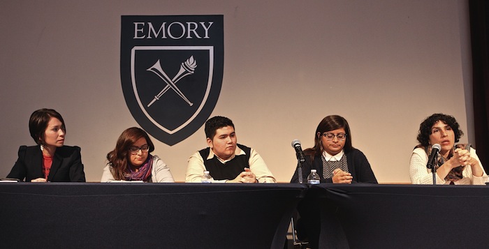 Panel Discusses Undocumented Youth