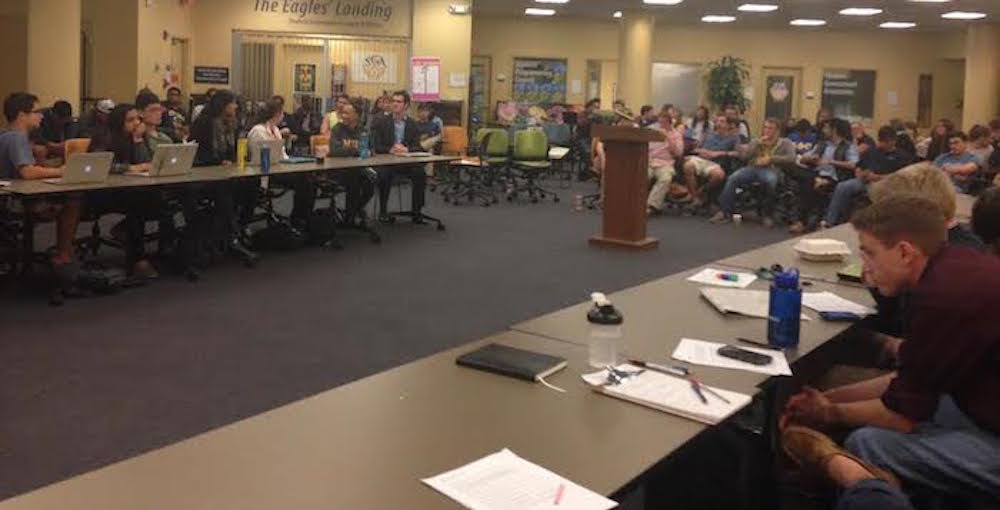 SGA Welcomes New Members, Discusses Low Attendance