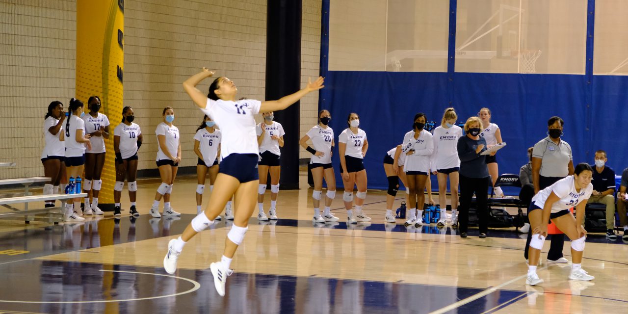 Volleyball improves to 19-3 following sweep at R-MC Invitational