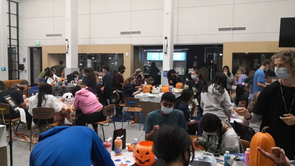Oxford learners take pleasure in a exciting and memorable Halloweek