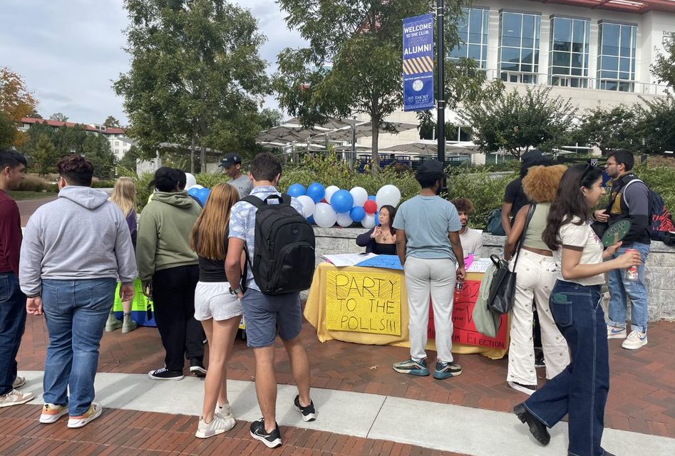 Emory clubs mobilize early vote, educate young voters