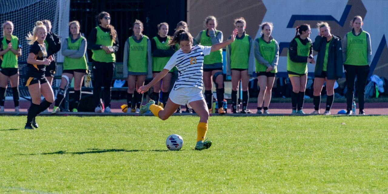 Women’s soccer ends memorable season with disappointing loss on the road