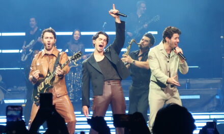 Jonas Brothers jam out at State Farm Arena