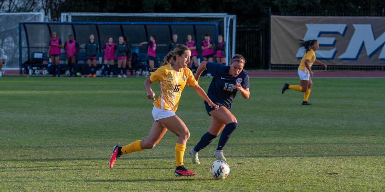 Men’s and women’s soccer face Chicago in contested matchups