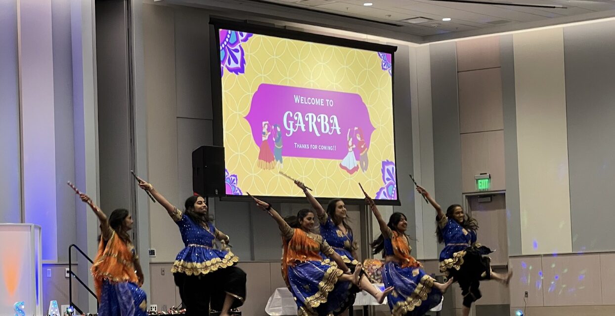 Hindu Students Association celebrates Garba