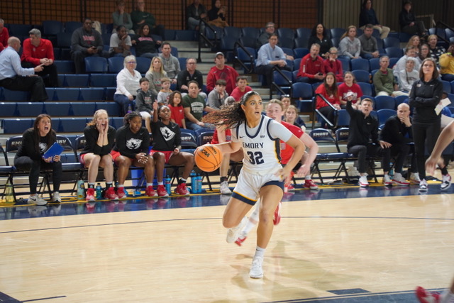Women’s basketball exits NCAA tournament after first-round loss to OWU