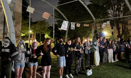 Protestors continue calls for Emory’s divestment from Israel 2 days after arrests on Quad