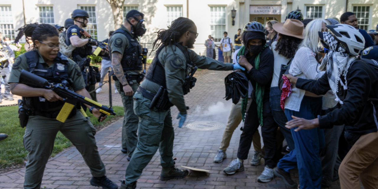 SGA releases statement condemning arrests at protest, introduces bill to vote on confidence in Fenves